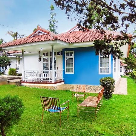 Sukanagalih Resort By Ruang Nyaman Cimacan Bagian luar foto