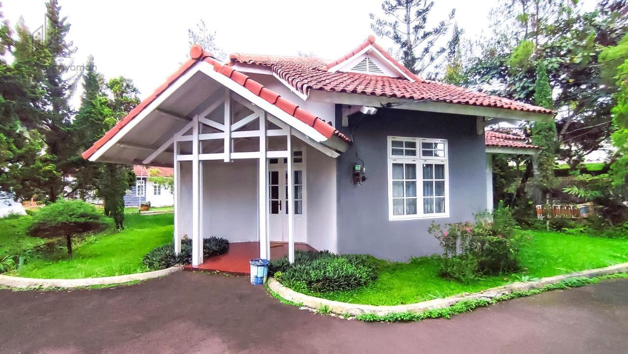 Sukanagalih Resort By Ruang Nyaman Cimacan Bagian luar foto